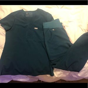 FIGS caribbean blue set